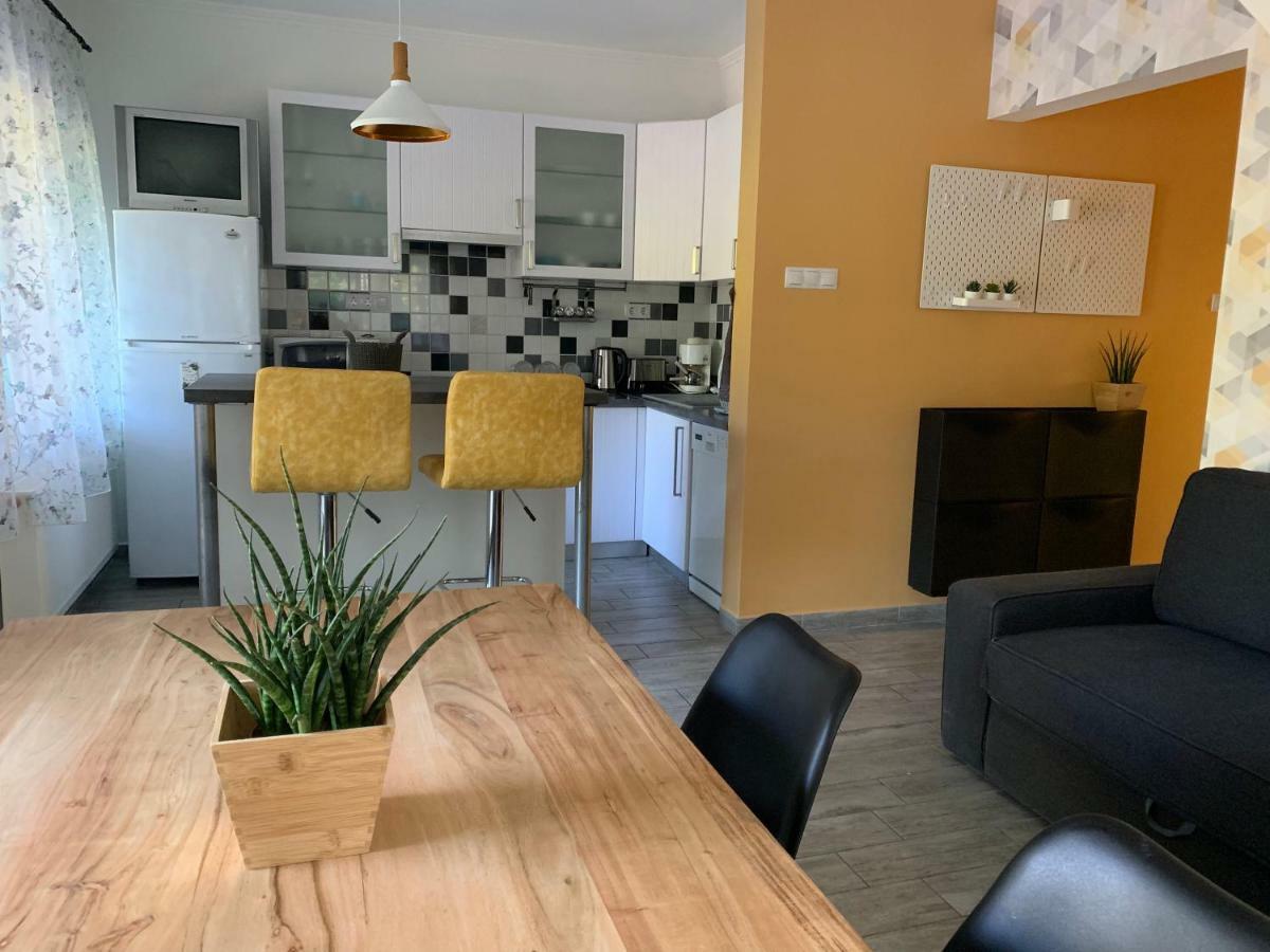 Csuka48 Apartman 索尔沃什 外观 照片